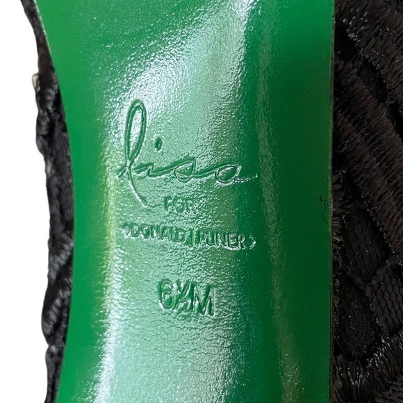 Lisa for Donald Pilner Rawna High Heels in Black Textured Fabric NWOT Size 6.5 - Picture 9 of 9